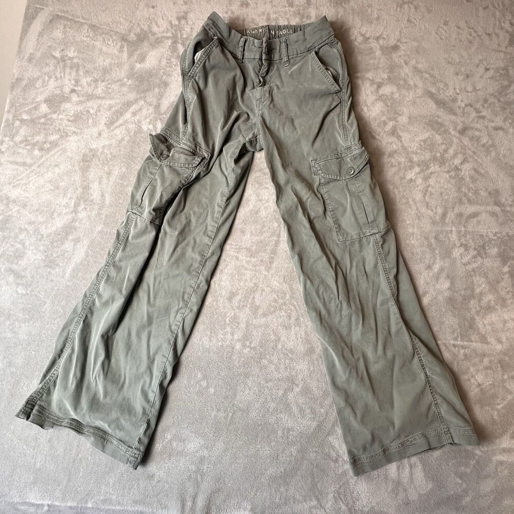 American Eagle Mid-Rise Baggy Wide Leg Cargo Pants Women’s 00 Green Inseam 28